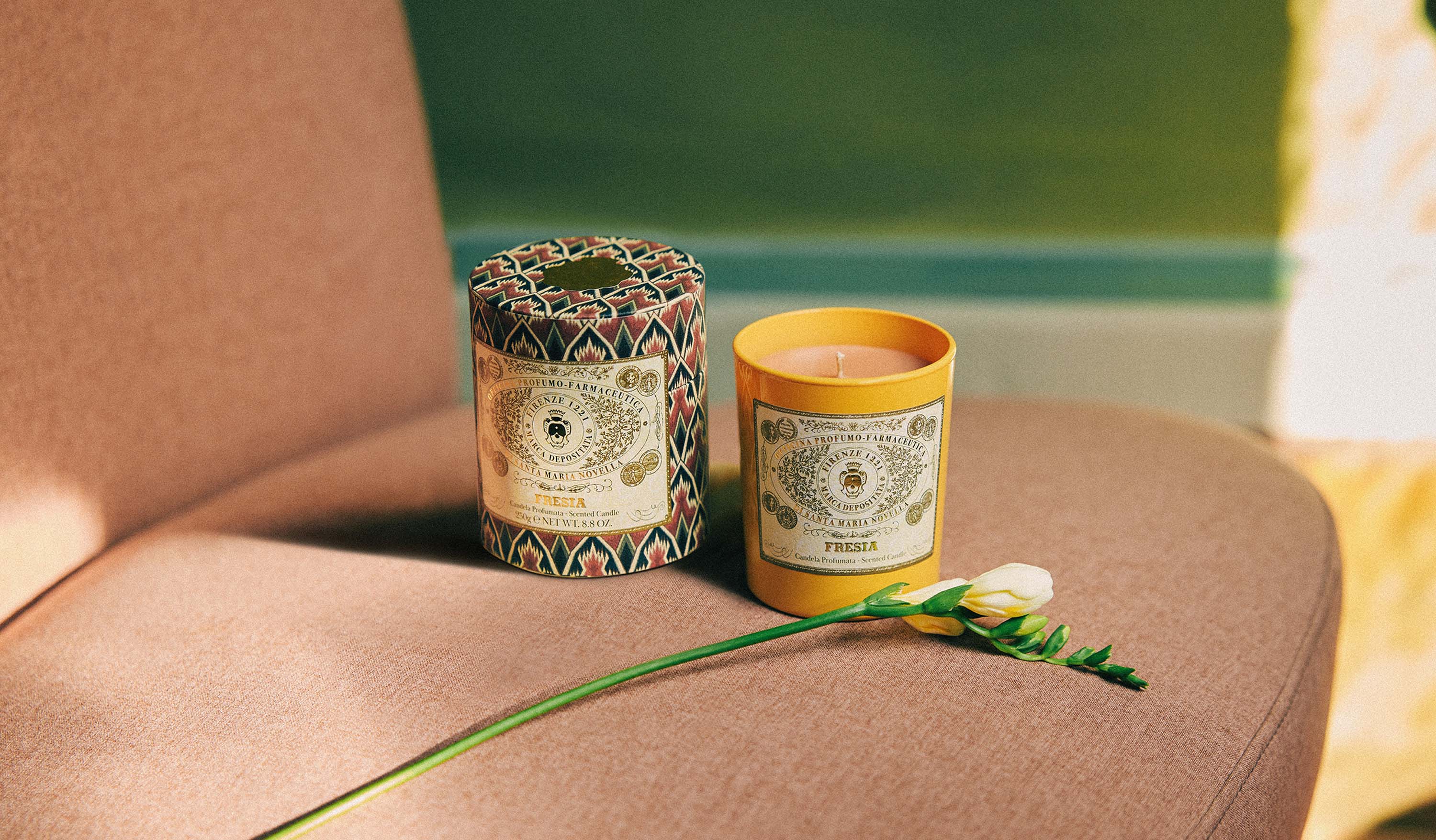 Fresia Scented Candle - Santa Maria Novella