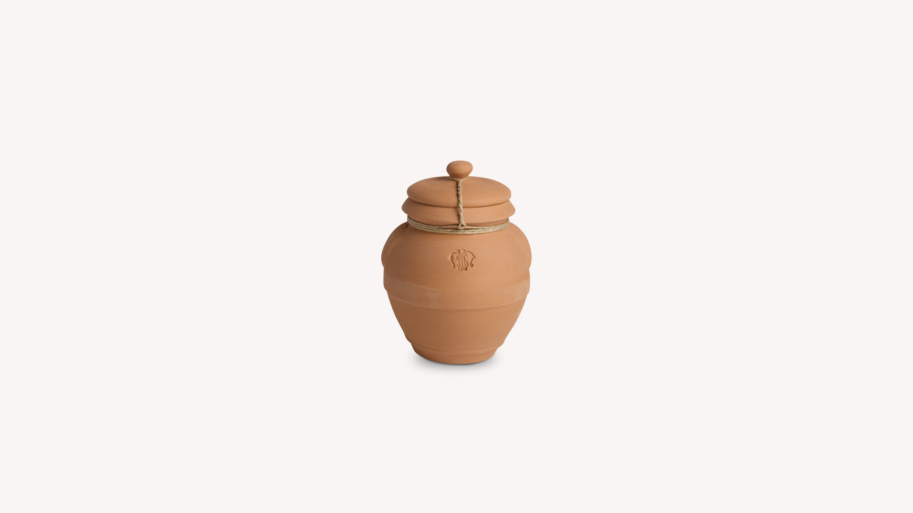 Pot Pourri in Terracotta Jar