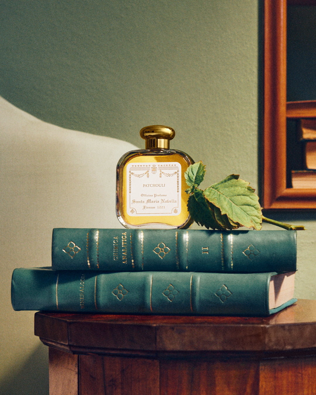 Officina Profumo Farmaceutica Santa Maria Novella - Since 1221