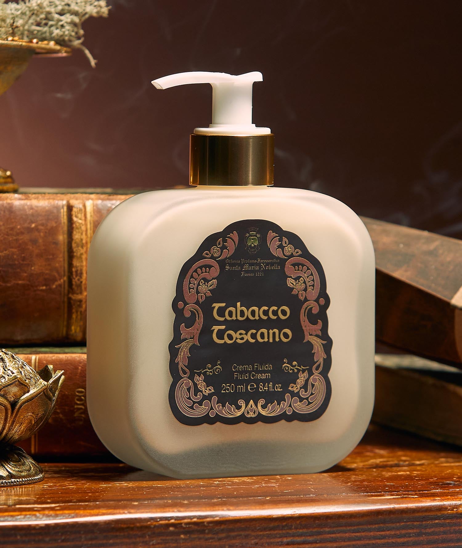 Tabacco Toscano: Luxury Body Lotion - Santa Maria Novella Tabacco Toscano: Luxury Body Lotion - Santa Maria Novella