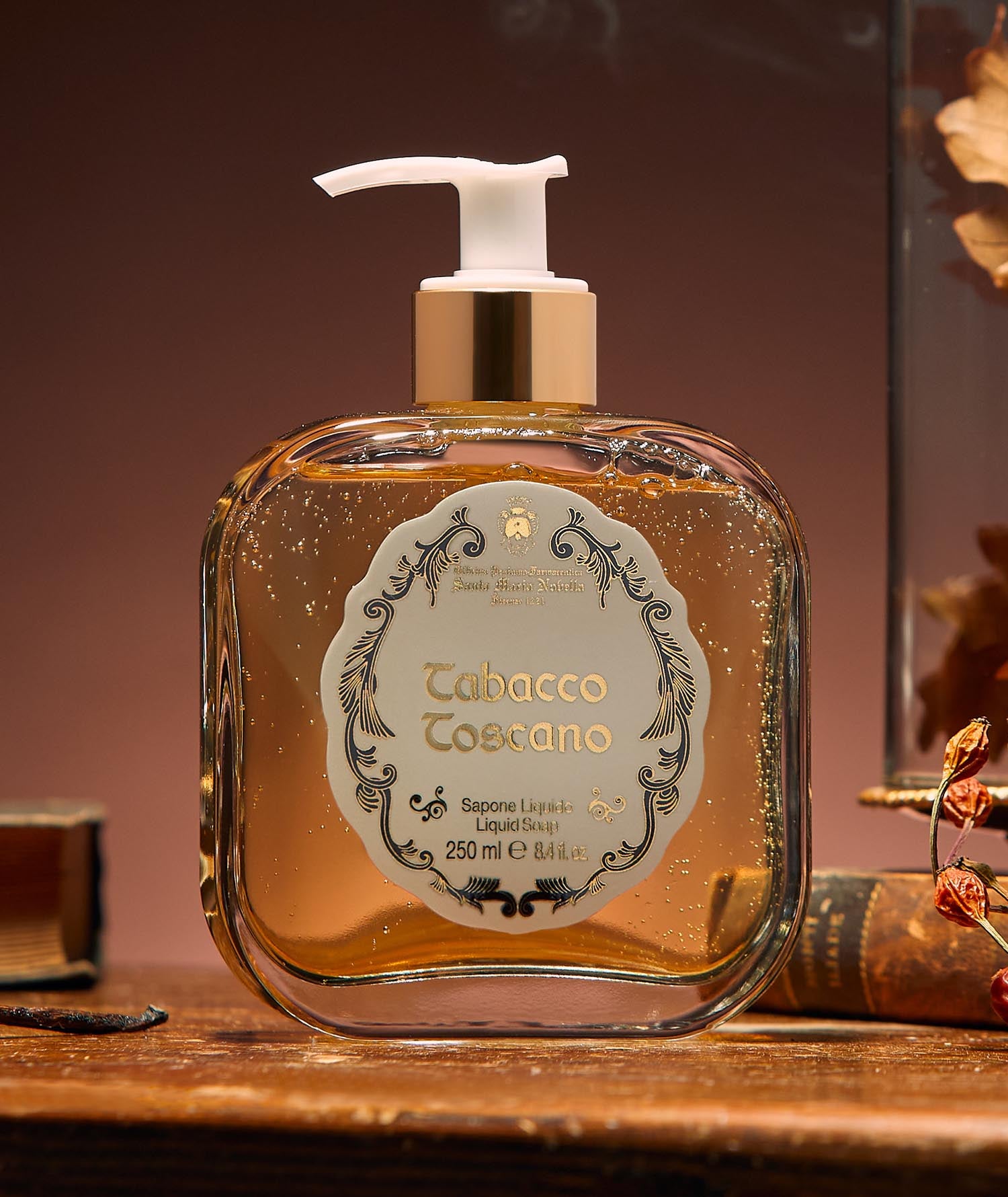 Tabacco Toscano: Sapone Liquido - Santa Maria Novella Tabacco Toscano: Sapone Liquido - Santa Maria Novella