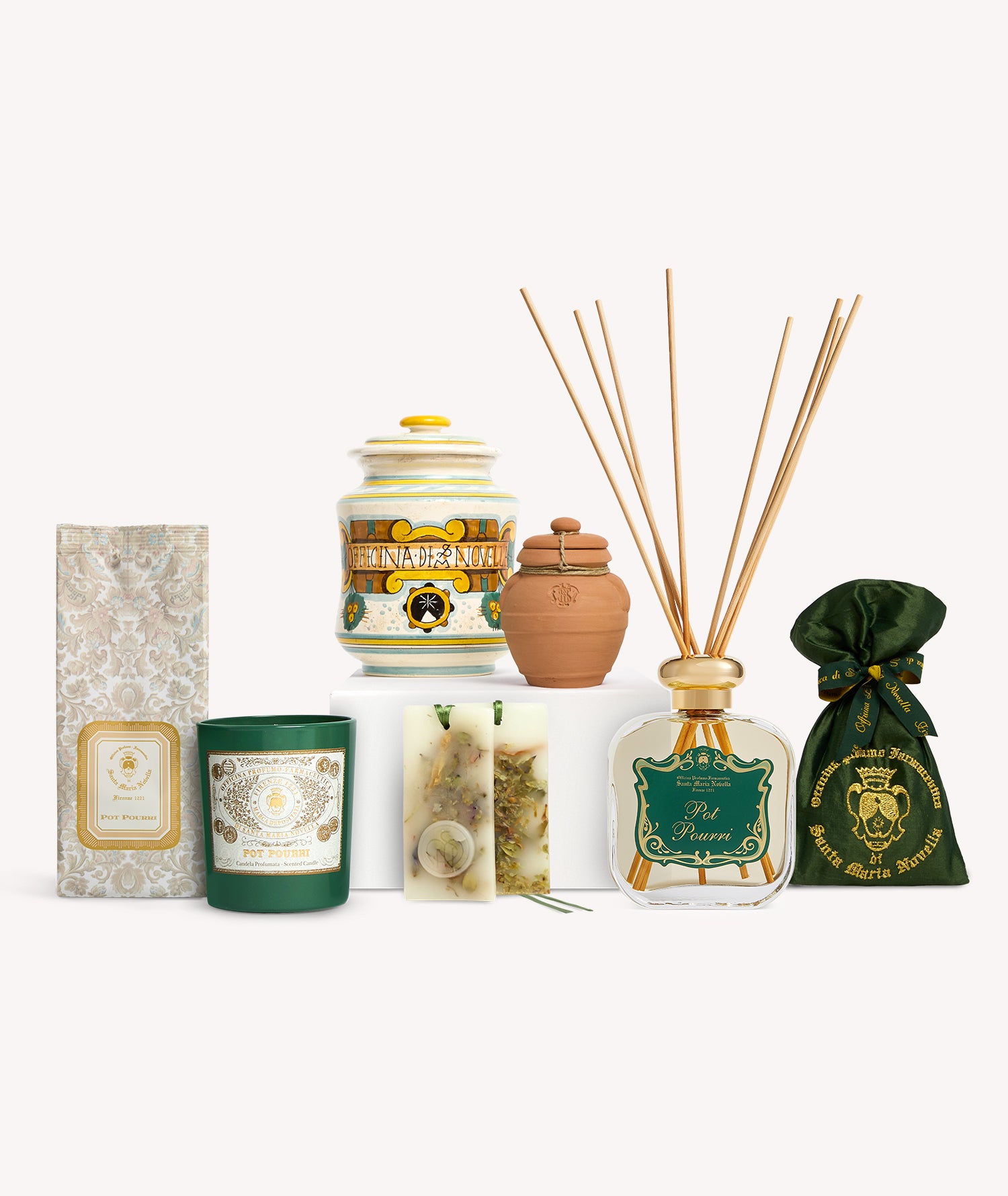 Pot Pourri in Ceramic Vase Albarello - Santa Maria Novella